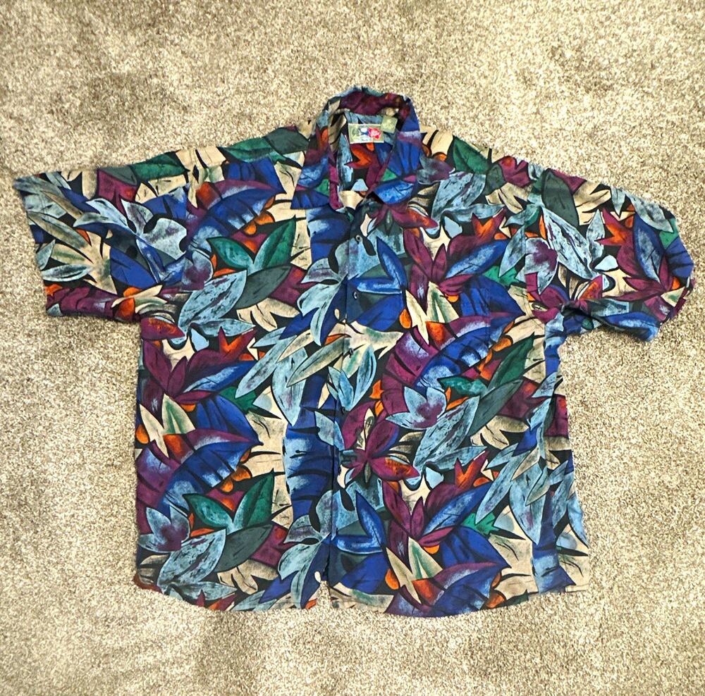 Hilo Hattie Men's 2XL 100% Silk Floral Hawaiian Short Sleeve Shirt Pockets